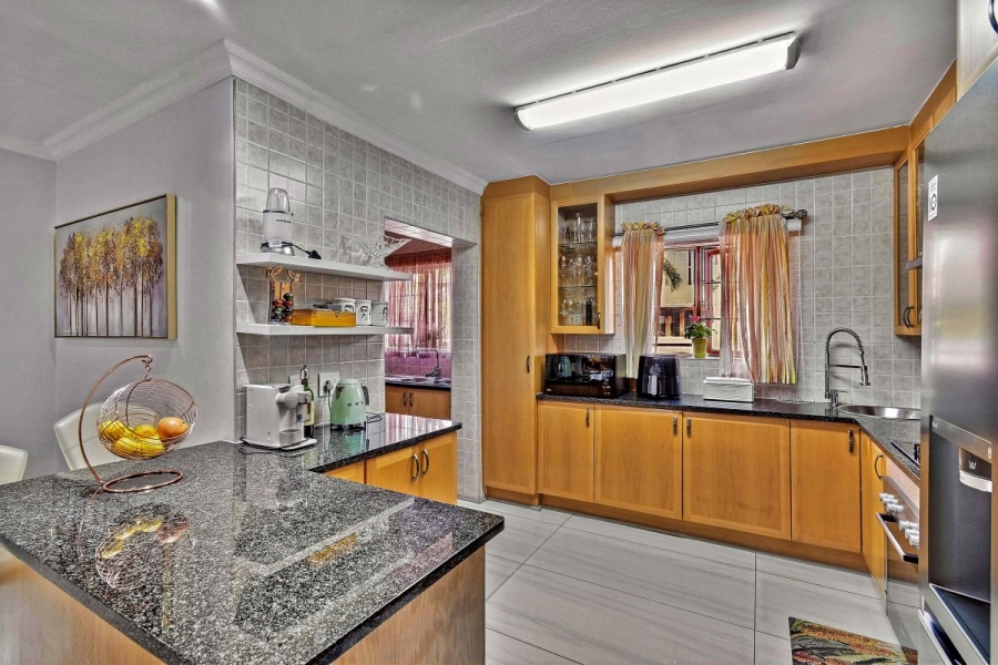 3 Bedroom Property for Sale in Thatchfield Glen Gauteng