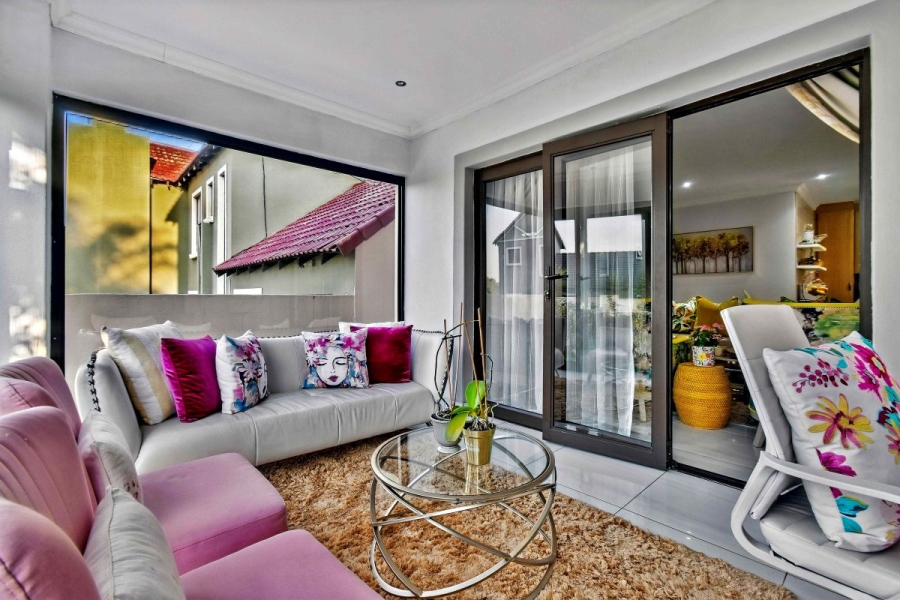 3 Bedroom Property for Sale in Thatchfield Glen Gauteng