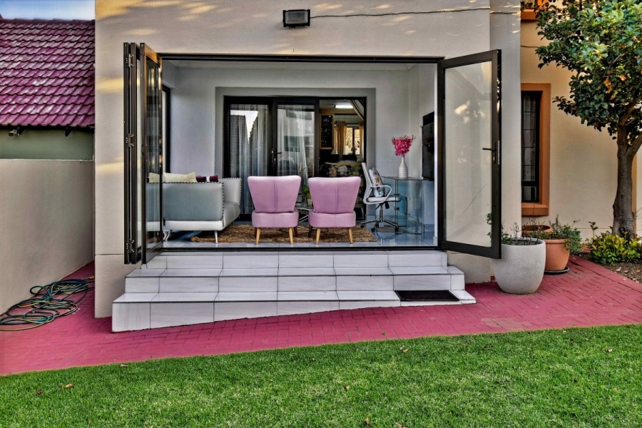 3 Bedroom Property for Sale in Thatchfield Glen Gauteng
