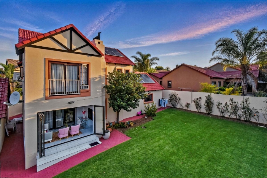 3 Bedroom Property for Sale in Thatchfield Glen Gauteng