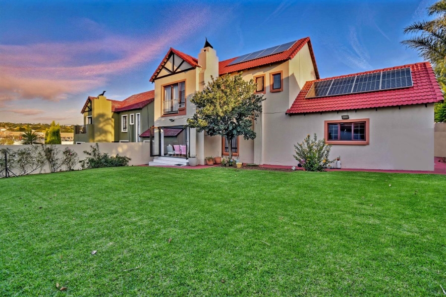 3 Bedroom Property for Sale in Thatchfield Glen Gauteng
