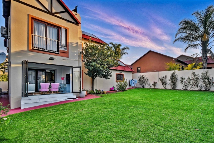 3 Bedroom Property for Sale in Thatchfield Glen Gauteng