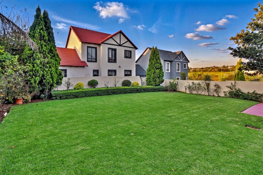 3 Bedroom Property for Sale in Thatchfield Glen Gauteng