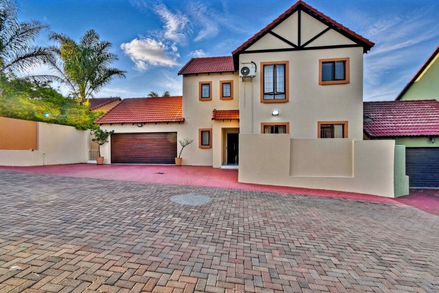 3 Bedroom Property for Sale in Thatchfield Glen Gauteng