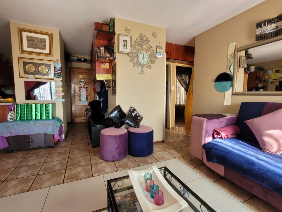 2 Bedroom Property for Sale in Florida Glen Gauteng
