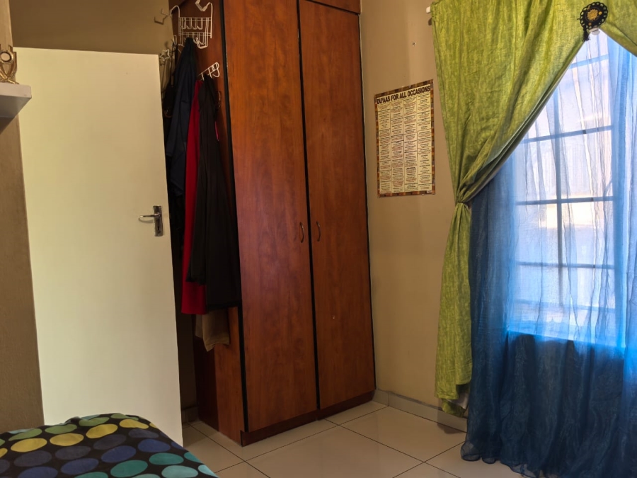 2 Bedroom Property for Sale in Florida Glen Gauteng