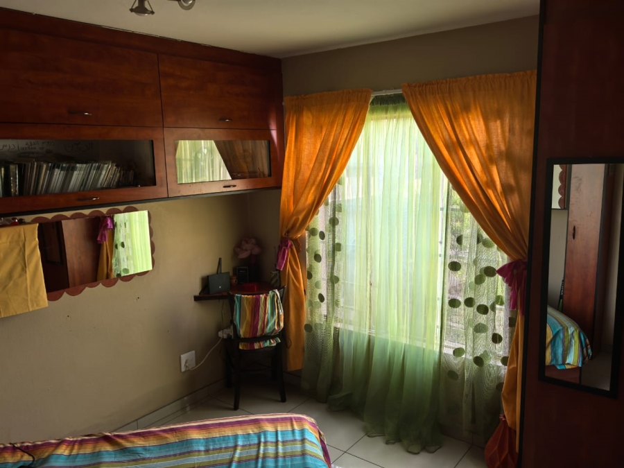 2 Bedroom Property for Sale in Florida Glen Gauteng