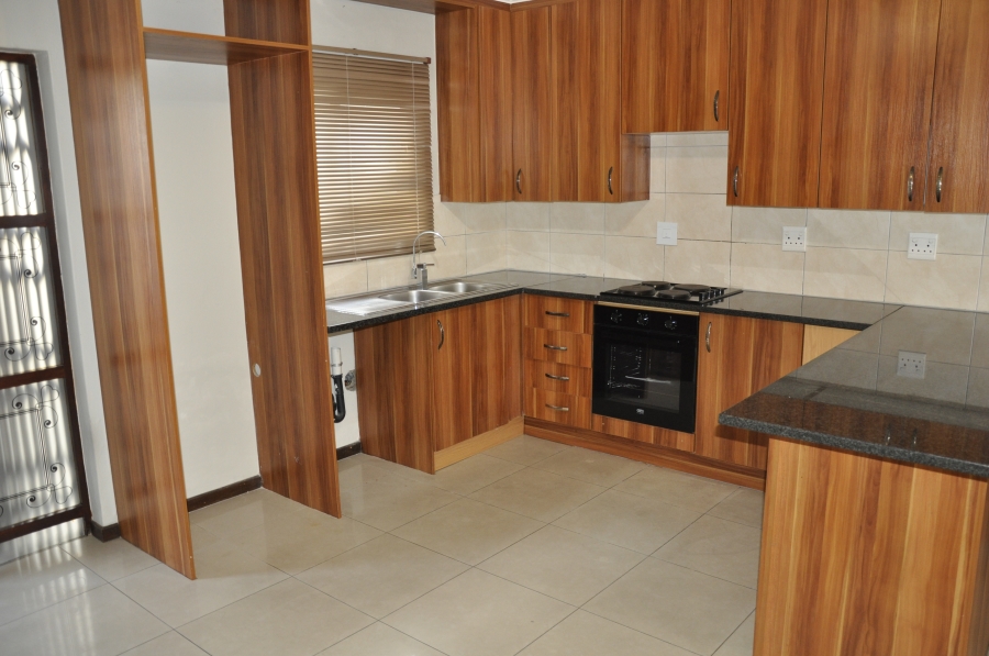 3 Bedroom Property for Sale in Barbeque Downs Gauteng