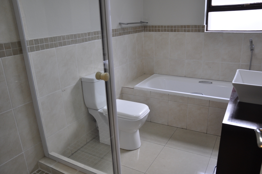 3 Bedroom Property for Sale in Barbeque Downs Gauteng
