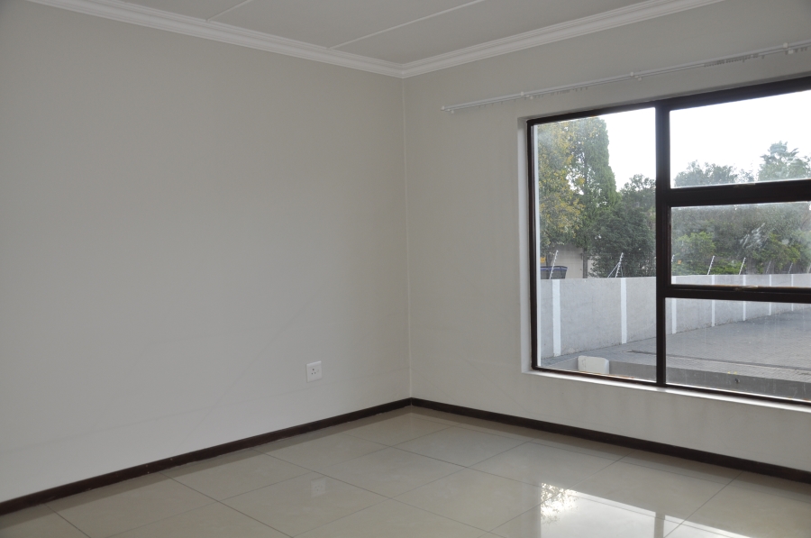 3 Bedroom Property for Sale in Barbeque Downs Gauteng