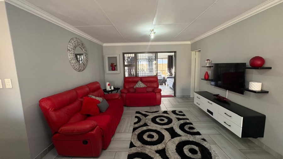 2 Bedroom Property for Sale in Beyers Park Gauteng