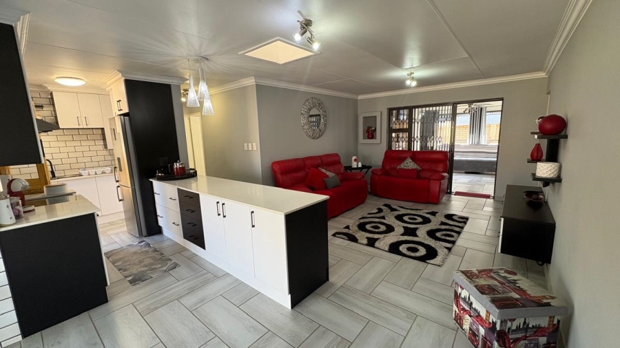 2 Bedroom Property for Sale in Beyers Park Gauteng