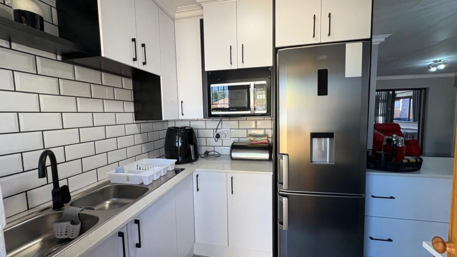 2 Bedroom Property for Sale in Beyers Park Gauteng
