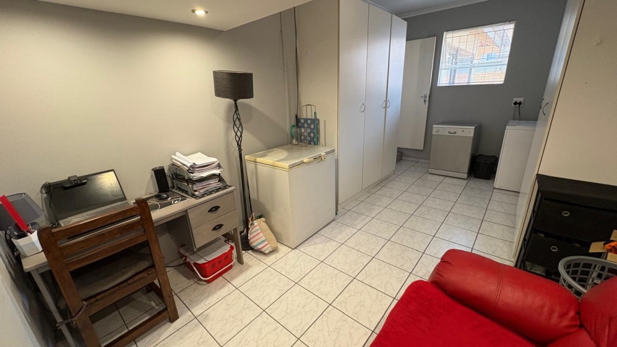 2 Bedroom Property for Sale in Beyers Park Gauteng
