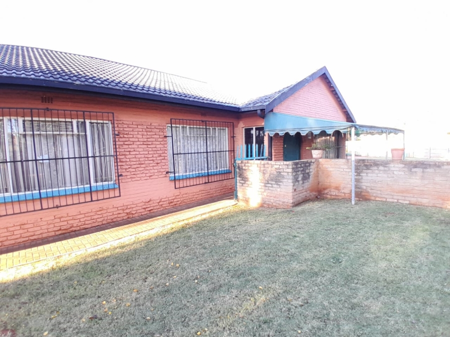 4 Bedroom Property for Sale in Welverdiend Gauteng