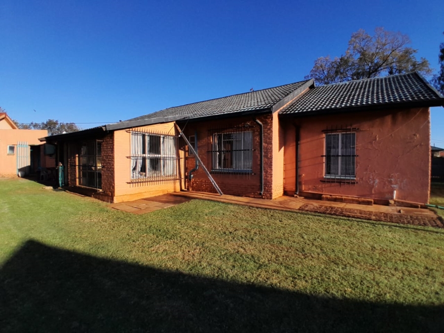 4 Bedroom Property for Sale in Welverdiend Gauteng