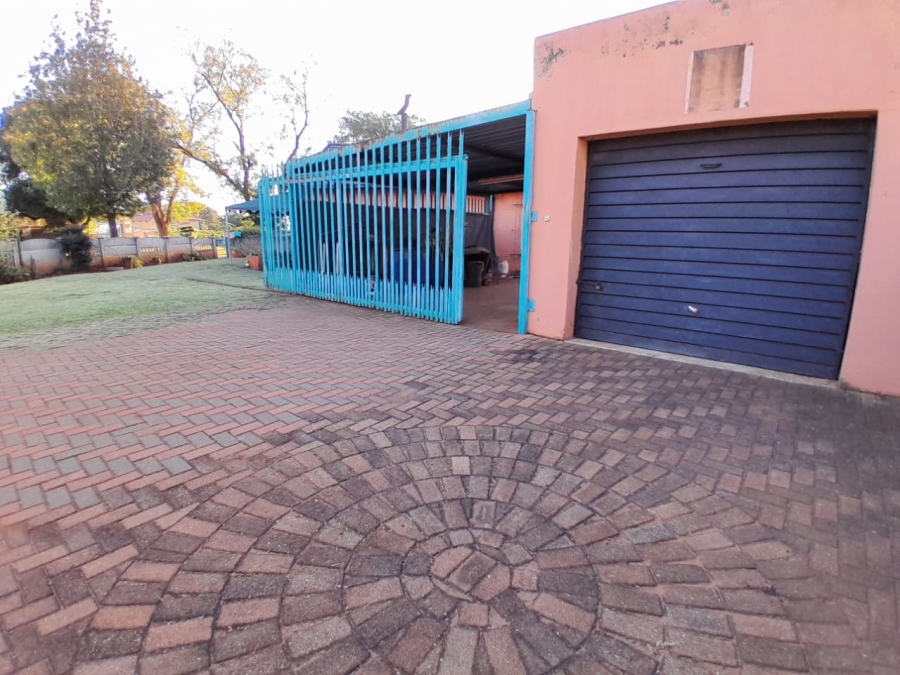 4 Bedroom Property for Sale in Welverdiend Gauteng