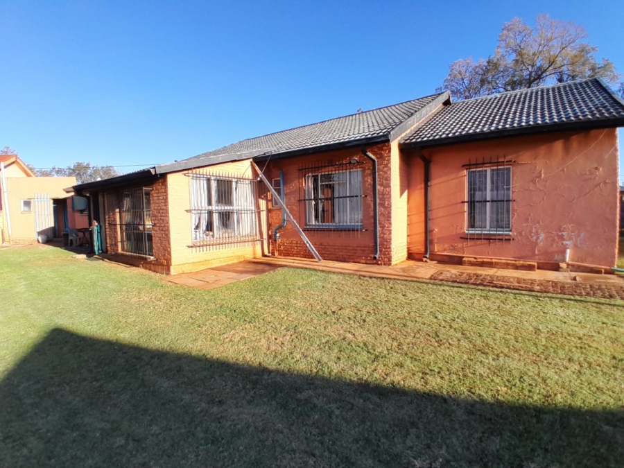 4 Bedroom Property for Sale in Welverdiend Gauteng