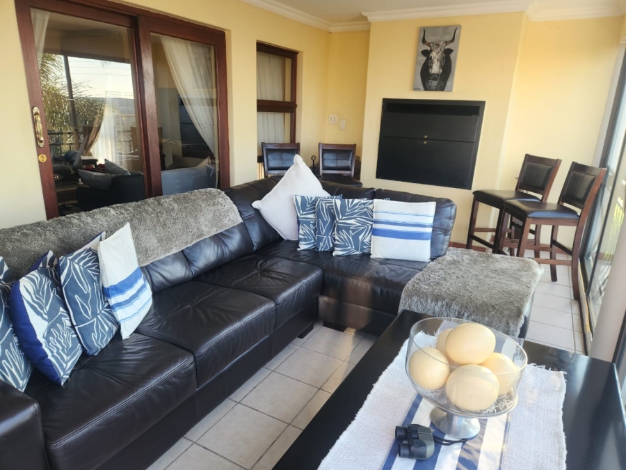 4 Bedroom Property for Sale in Bronkhorstbaai Gauteng