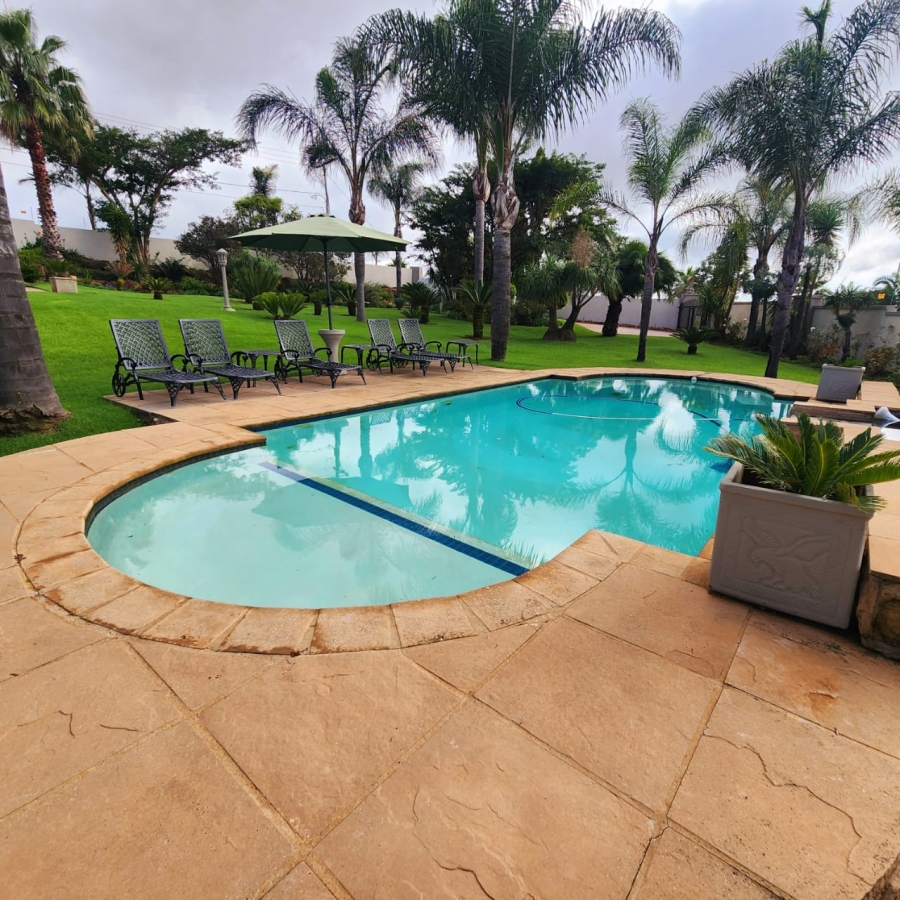 4 Bedroom Property for Sale in Bronkhorstbaai Gauteng