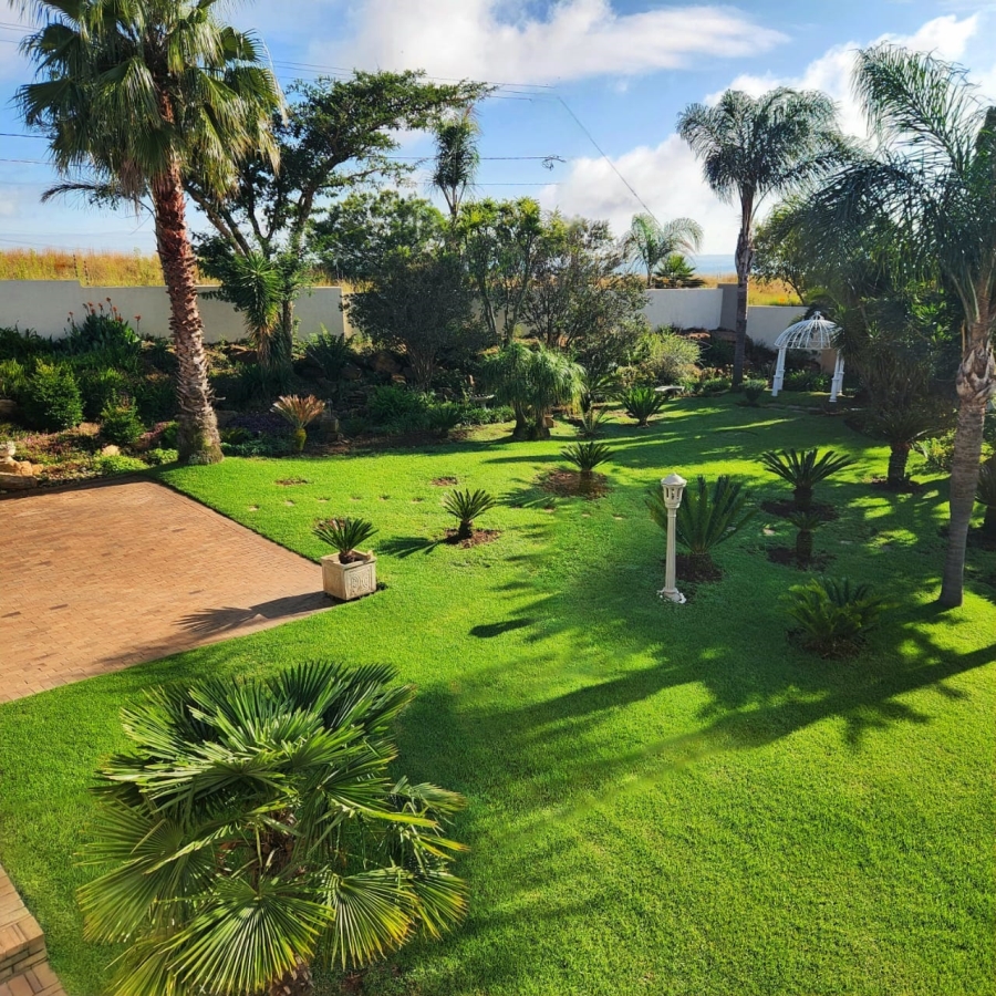 4 Bedroom Property for Sale in Bronkhorstbaai Gauteng