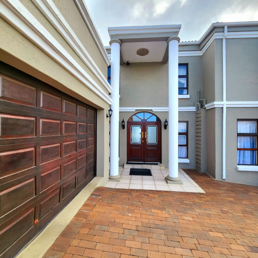 4 Bedroom Property for Sale in Bronkhorstbaai Gauteng