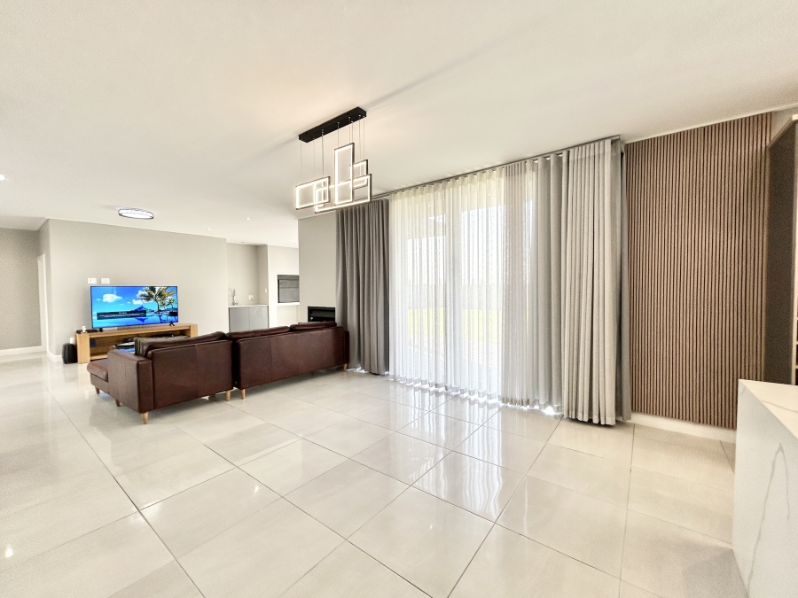 To Let 4 Bedroom Property for Rent in Midstream Heights Gauteng