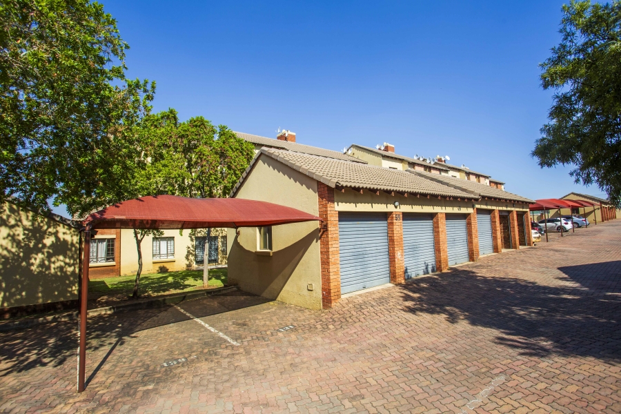 To Let 0 Bedroom Property for Rent in Noordwyk Gauteng