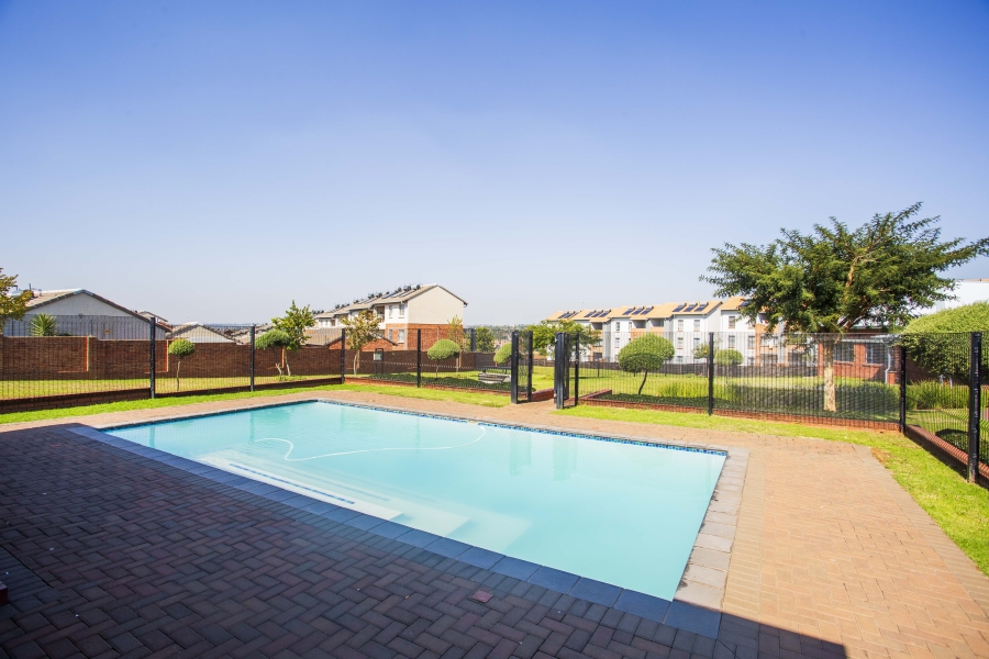 To Let 0 Bedroom Property for Rent in Noordwyk Gauteng