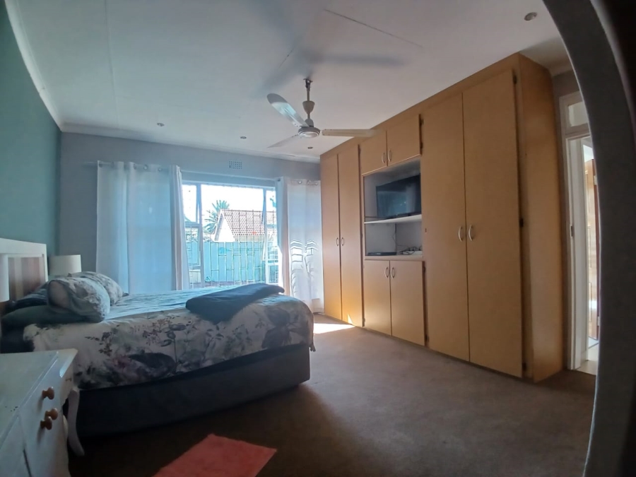 3 Bedroom Property for Sale in Helikonpark Gauteng