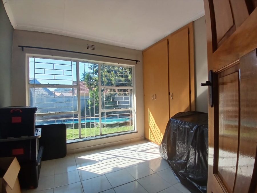 3 Bedroom Property for Sale in Helikonpark Gauteng