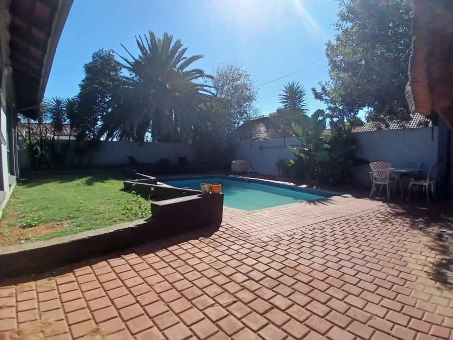 3 Bedroom Property for Sale in Helikonpark Gauteng
