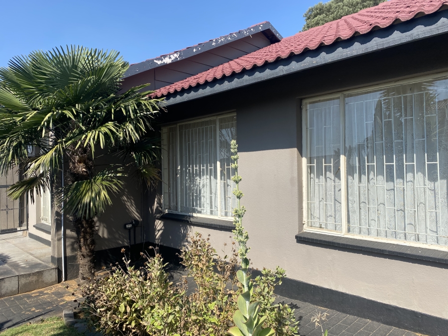 3 Bedroom Property for Sale in Tulisa Park Gauteng