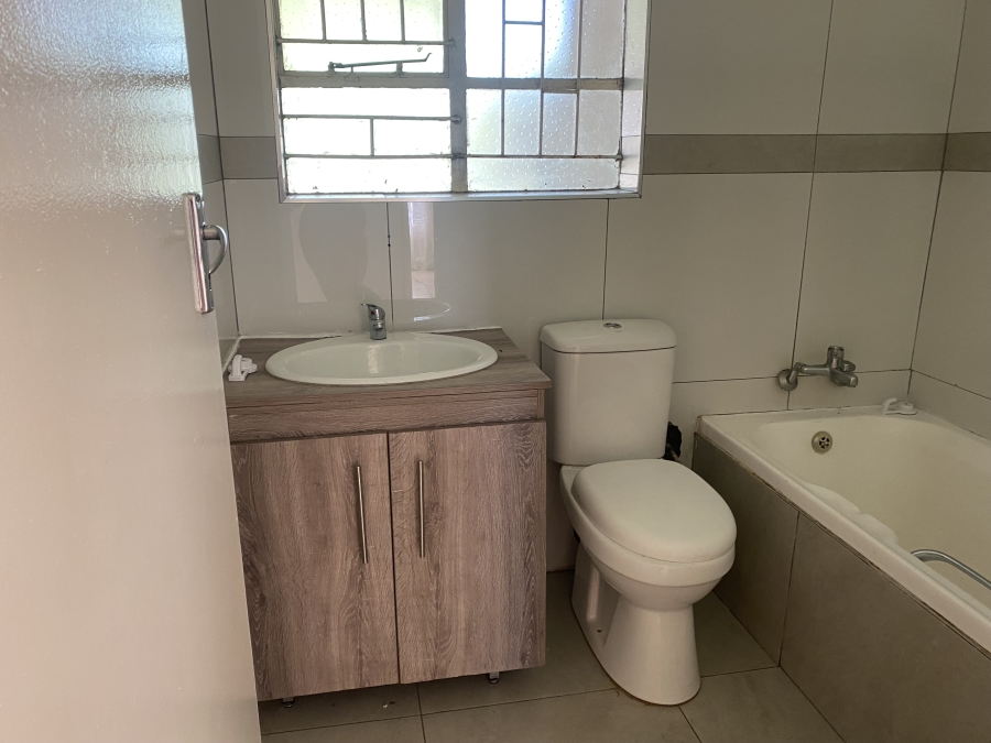 3 Bedroom Property for Sale in Tulisa Park Gauteng