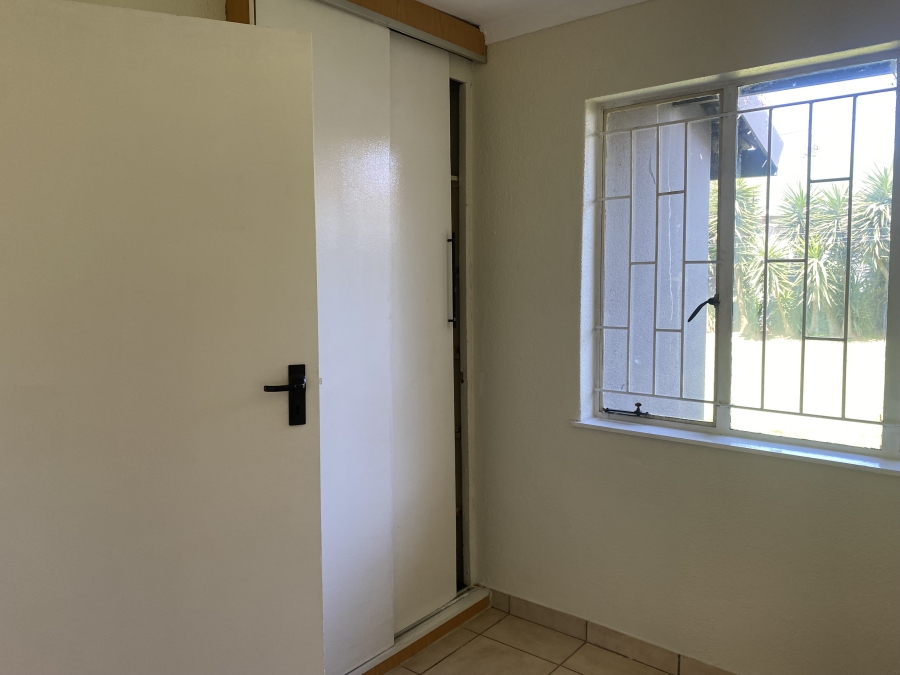 3 Bedroom Property for Sale in Tulisa Park Gauteng