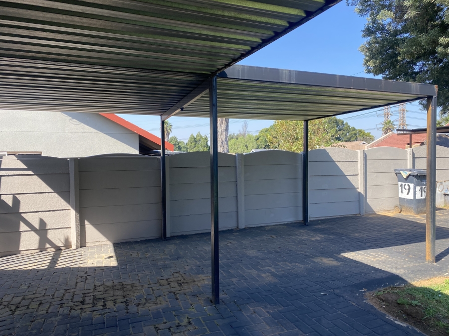 3 Bedroom Property for Sale in Tulisa Park Gauteng