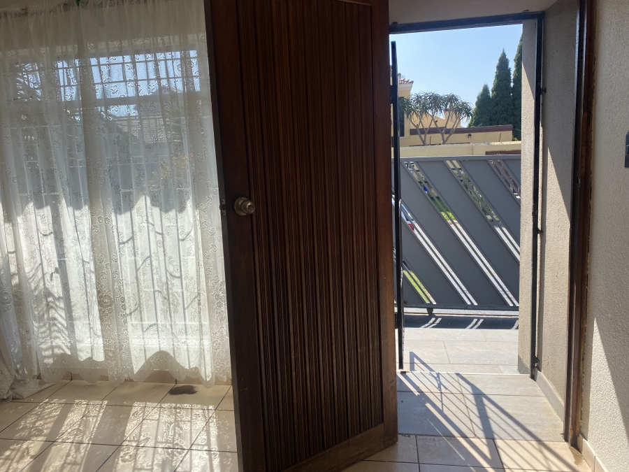 3 Bedroom Property for Sale in Tulisa Park Gauteng