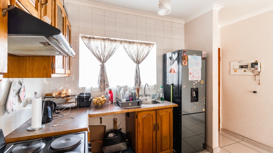To Let 3 Bedroom Property for Rent in Elspark Gauteng