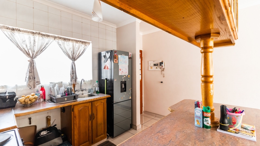 To Let 3 Bedroom Property for Rent in Elspark Gauteng