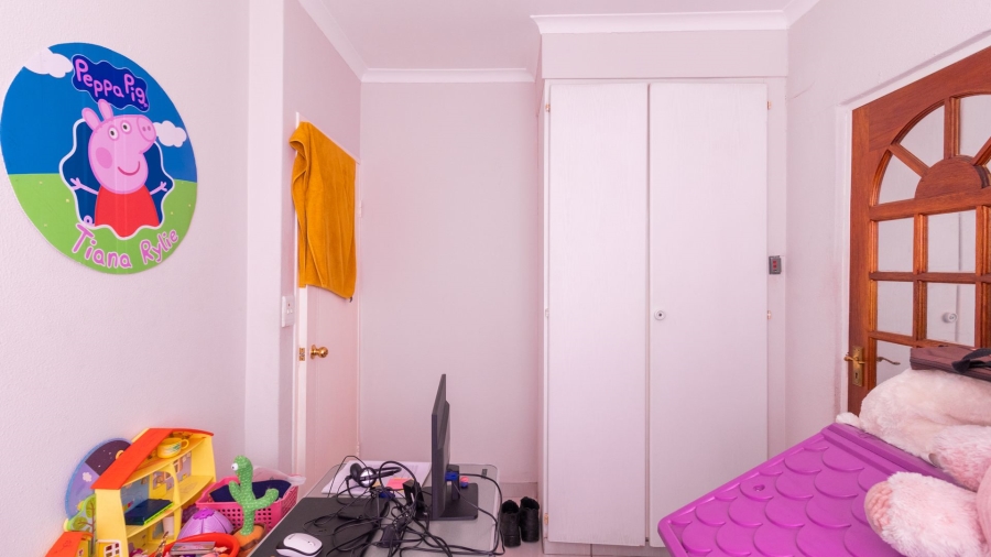 To Let 3 Bedroom Property for Rent in Elspark Gauteng