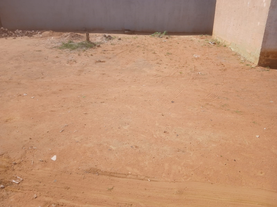 1 Bedroom Property for Sale in Mohlakeng Gauteng