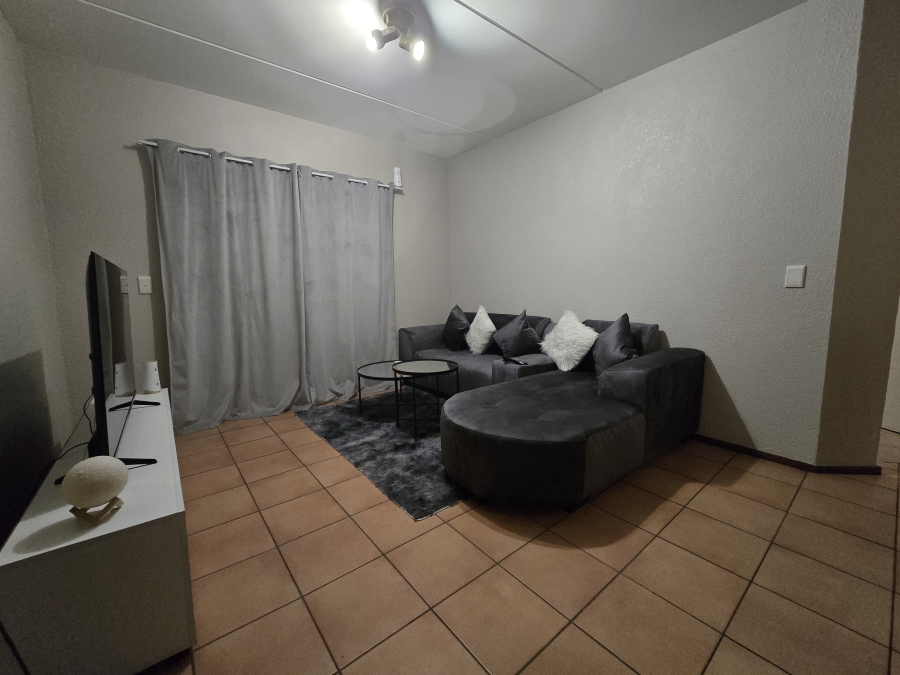 To Let 1 Bedroom Property for Rent in Halfway Gardens Gauteng