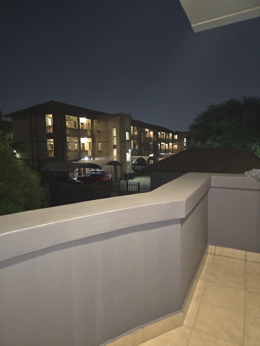 To Let 1 Bedroom Property for Rent in Halfway Gardens Gauteng