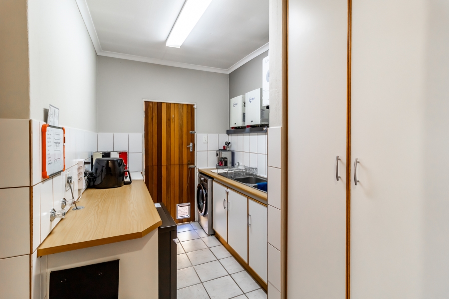 To Let 3 Bedroom Property for Rent in Waverley Gauteng