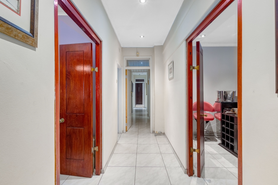 To Let 3 Bedroom Property for Rent in Parkmore Gauteng
