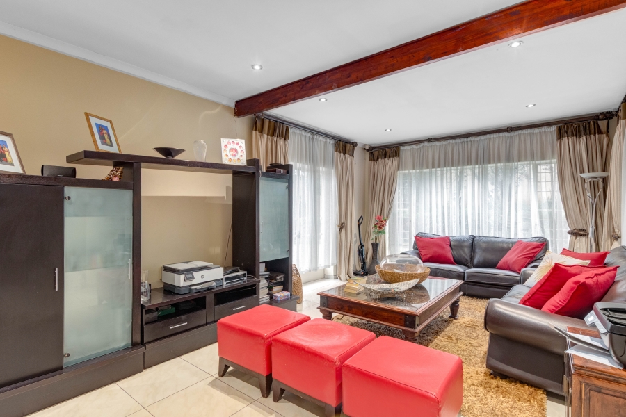 To Let 3 Bedroom Property for Rent in Parkmore Gauteng
