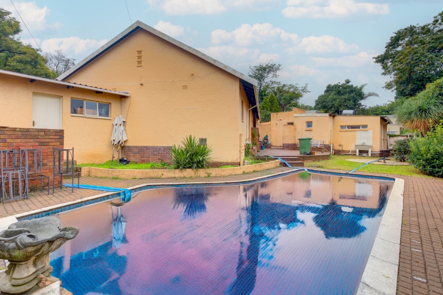 To Let 3 Bedroom Property for Rent in Parkmore Gauteng
