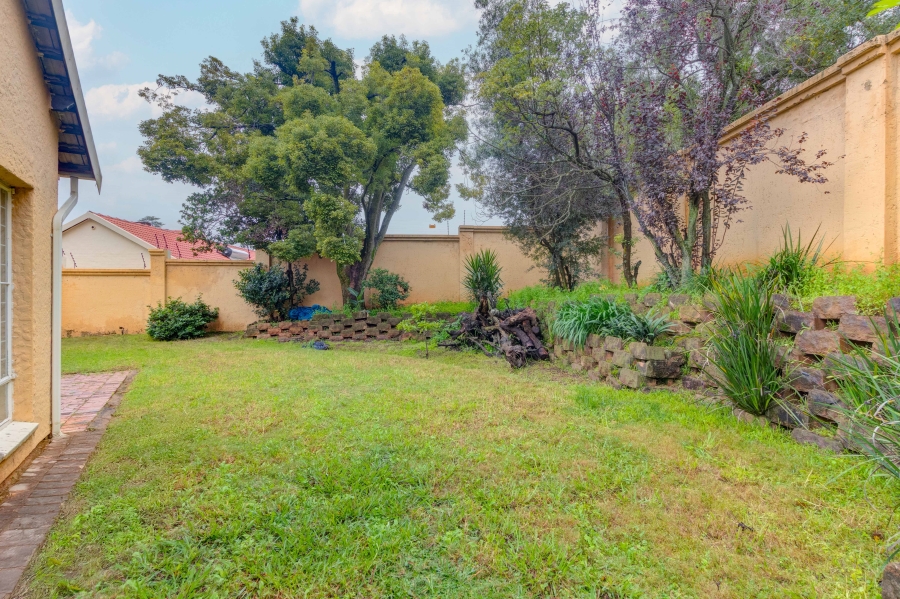 To Let 3 Bedroom Property for Rent in Parkmore Gauteng