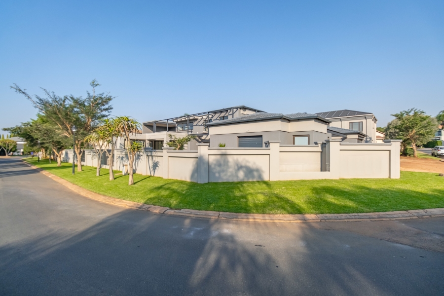 7 Bedroom Property for Sale in Midstream Estate Gauteng