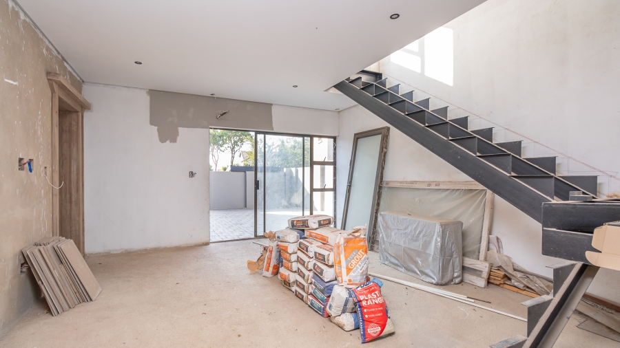 7 Bedroom Property for Sale in Midstream Estate Gauteng